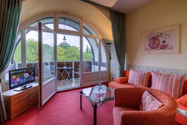 Imagen sin descripción, 1 de 6, botón