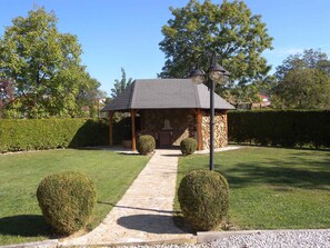 Property grounds - Studio with internet, barbecue and pavilion (Gyenesdiás)