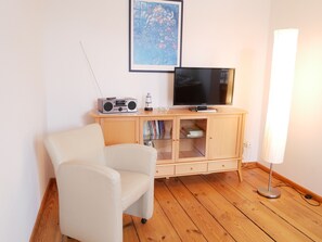 Interior - Apartment 3 - on the 2nd floor. - Villa in Heringsdorf *400m from the Baltic Sea beach* (Heringsdorf)