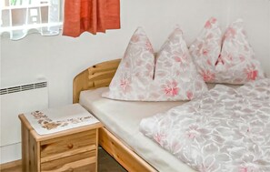 2 chambres, lit parapluie