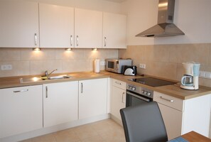 Fridge, microwave, oven, dishwasher