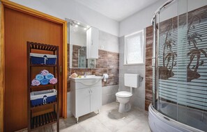 Bathtub