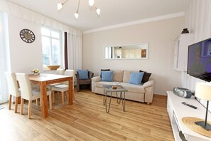 Imagen sin descripción, 3 de 27, botón