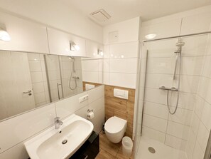 Unclassified image, 5 of 27, button