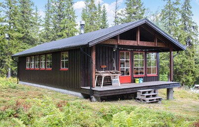 Pet friendly home in Oviken with sauna