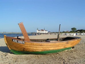 Unclassified image, 5 of 13, button - Beach Park Heringsdorf - near the beach / first row - apartment 3. 13 (Heringsdorf)