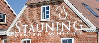 Lovely home in Skjern with WiFi