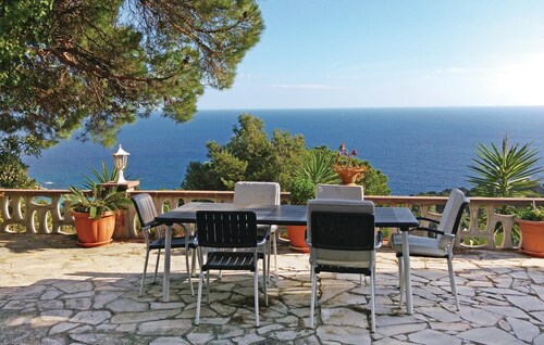 Maison confortable à Blanes avec vue.