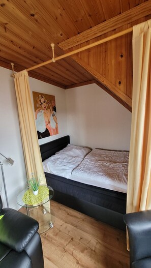 Uklassifisert bilde, 4 av 8, knapp