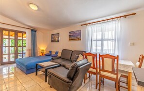 TV - Gorgeous studio in Krnica with WiFi (Krnica)