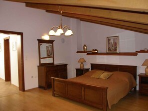 5 多间卧室、WiFi