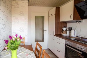 Unclassified image, 3 of 21, button - Vacation apartment Am Brückenrain - Ferienwohnung am Brückenrain (Frankenau)