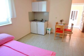 1 bedroom, Internet