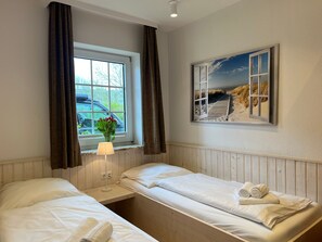 2 bedrooms, in-room safe, travel crib, WiFi - 009 - Kampen (BC.n3) - BUE - Apartment house Seewind (Büsum)