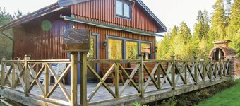 Stunning home in Skillingaryd with sauna