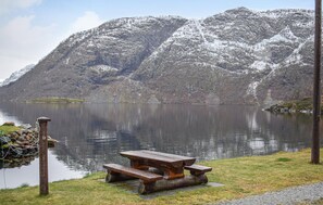 Property grounds - Awesome home in Rauland with kitchen (Rauland)