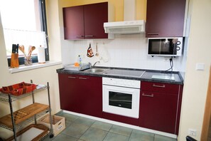 Fridge, microwave, oven