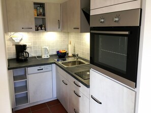Kühlschrank, Mikrowelle