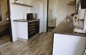 Kühlschrank, Herdplatte, Geschirrspüler