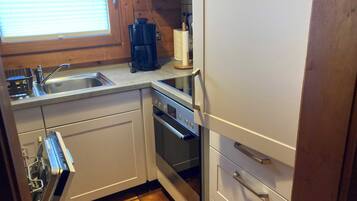 Fridge, oven, dishwasher, high chair