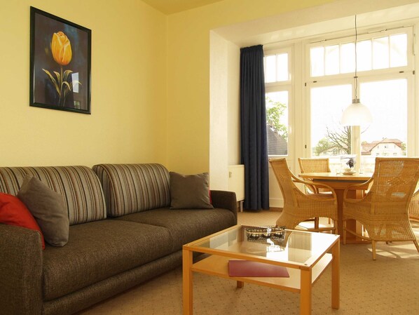 Imagen sin descripción, 1 de 14, botón