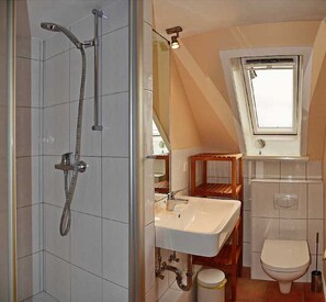 تجهيزات دش، مجففات شعر، مناشف