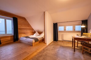 3 Schlafzimmer, Bügeleisen/Bügelbrett, Reisekinderbett, WLAN