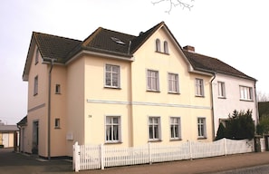 Esterni