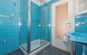 Shower - Pet friendly apartment in Rogoznica with WiFi (Rogoznica)