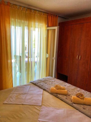 2 多间卧室、WiFi