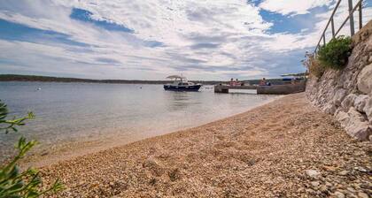 Holiday apartment with terrace and air conditioning