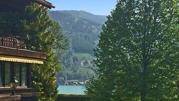 Pemandangan dari properti