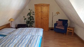 3 chambres, bureau, lit parapluie, Wi-Fi