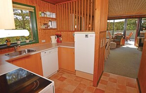 Réfrigérateur, micro-ondes, plaque de cuisson, lave-vaisselle