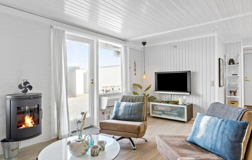 Awesome home in Pandrup