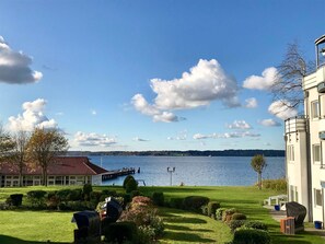 Imagen sin descripción, 2 de 16, botón