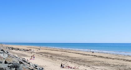 3 huonemajoitusta St. Germain / Ay-Plage