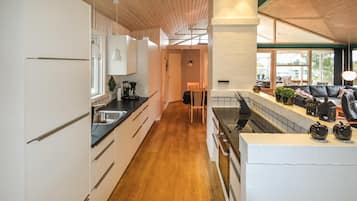 Kühlschrank, Herdplatte, Geschirrspüler