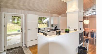 Awesome home in Løkken with sauna