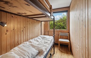 2 bedrooms, free WiFi