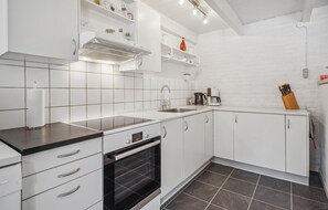 Kühlschrank, Herdplatte, Geschirrspüler