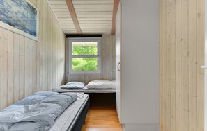 4 Schlafzimmer, Reisekinderbett, kostenloses WLAN
