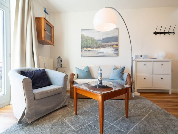 Unclassified image, 1 of 20, button