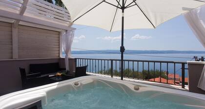 Awesome home in Suhi Potok with WiFi