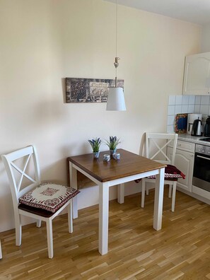 Dining - Apartment Niekerken - Apartment (Rottach-Egern)