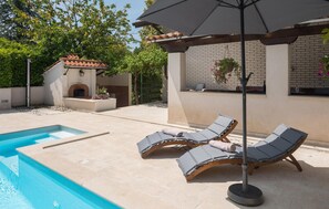 Piscine extérieure