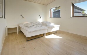 4 quartos, berço de viagem, Wi-Fi de cortesia