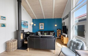 Fireplace, DVD player - Amazing home in Sydals with WiFi (Sydals)