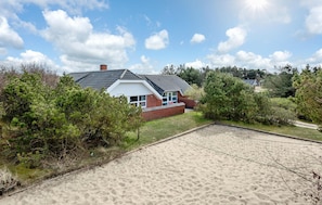 Enceinte de lâhĂ©bergement