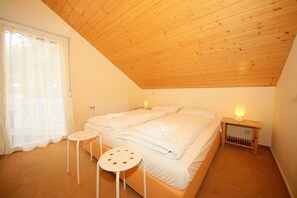 2 Schlafzimmer, Zimmersafe, Reisekinderbett, WLAN